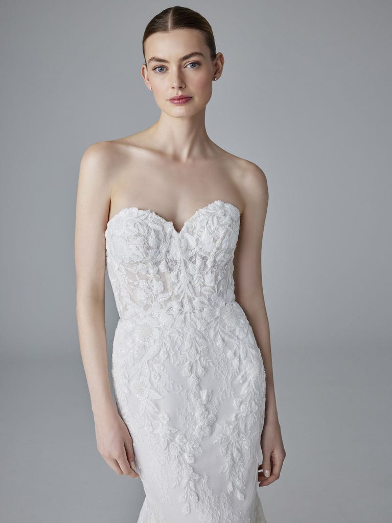 Pronovias JENA | Vestido De Novia Sirena Con Escote Corazón | Pronovias