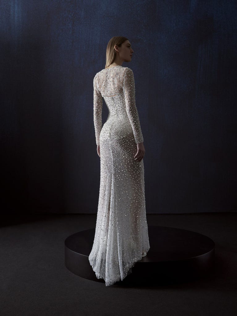 Pronovias JOIA | Vestido De Novia Recto Con Escote Corazón | Atelier Pronovias