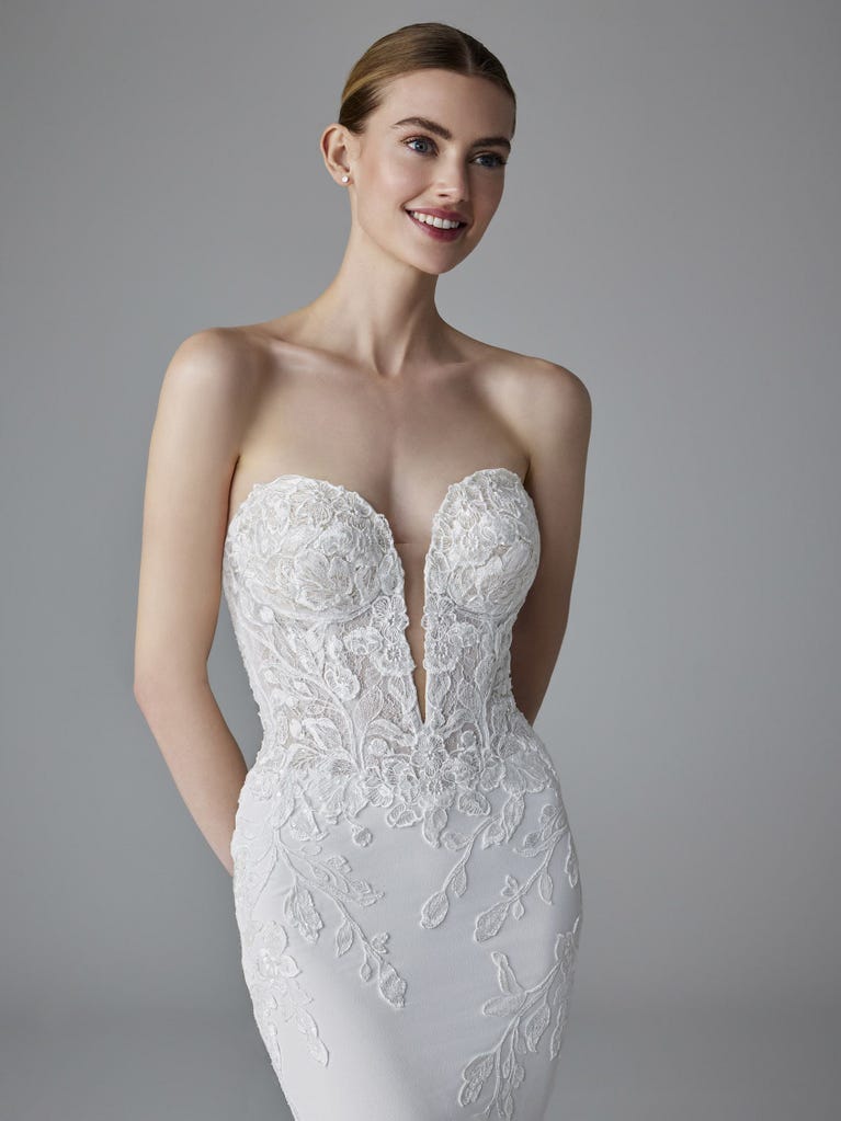 Pronovias JUDI | Vestido De Novia Sirena Con Escote Corazón | Pronovias