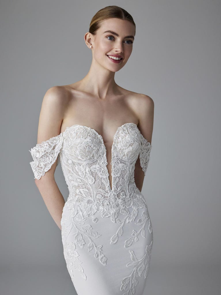 Pronovias JUDI | Vestido De Novia Sirena Con Escote Corazón | Pronovias