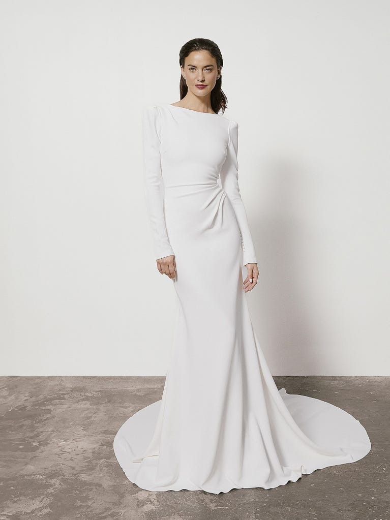 pronovias KATHERYN | Vestido de novia sirena con escote barco | Pronovias