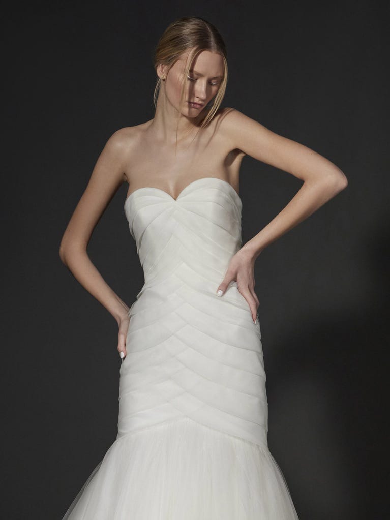 Pronovias LOISE | Vestido De Novia Sirena | Vera Wang Bride