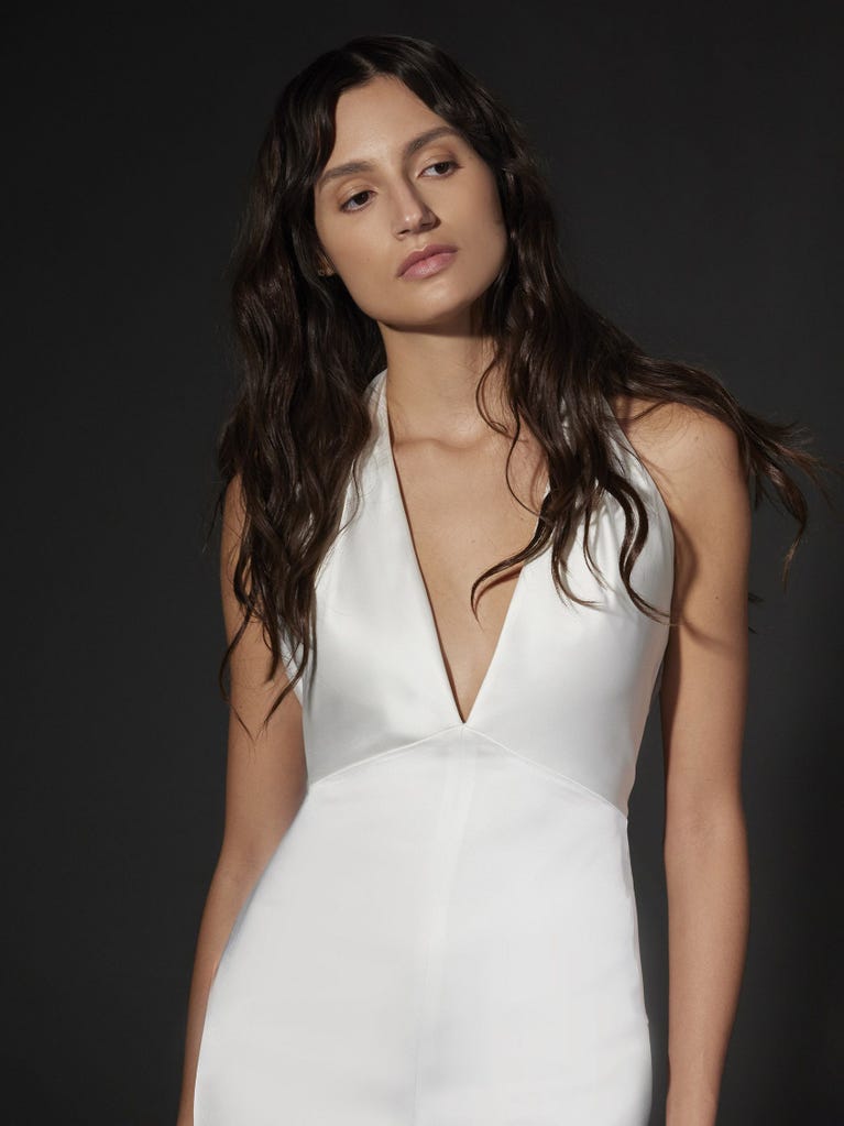 Pronovias MAEVA | Vestido De Novia Sirena Con Cuello Halter | Vera Wang Bride