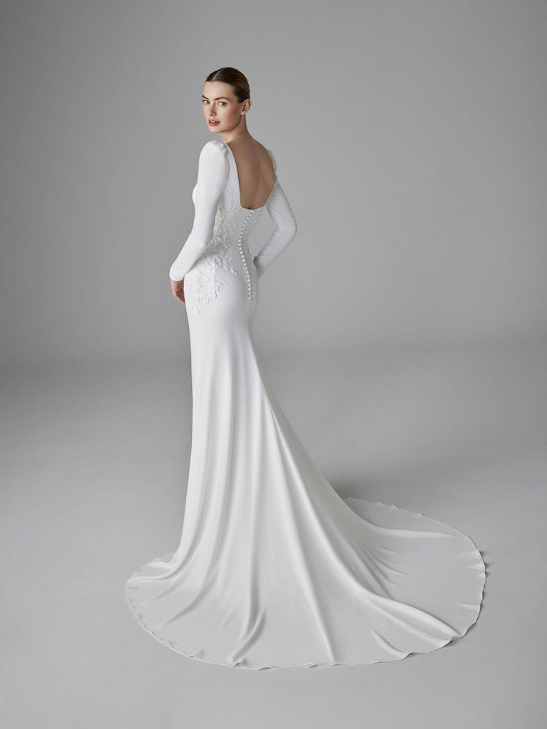 Pronovias MALLORY | Vestido De Novia Sirena Con Escote Cuadrado | Pronovias
