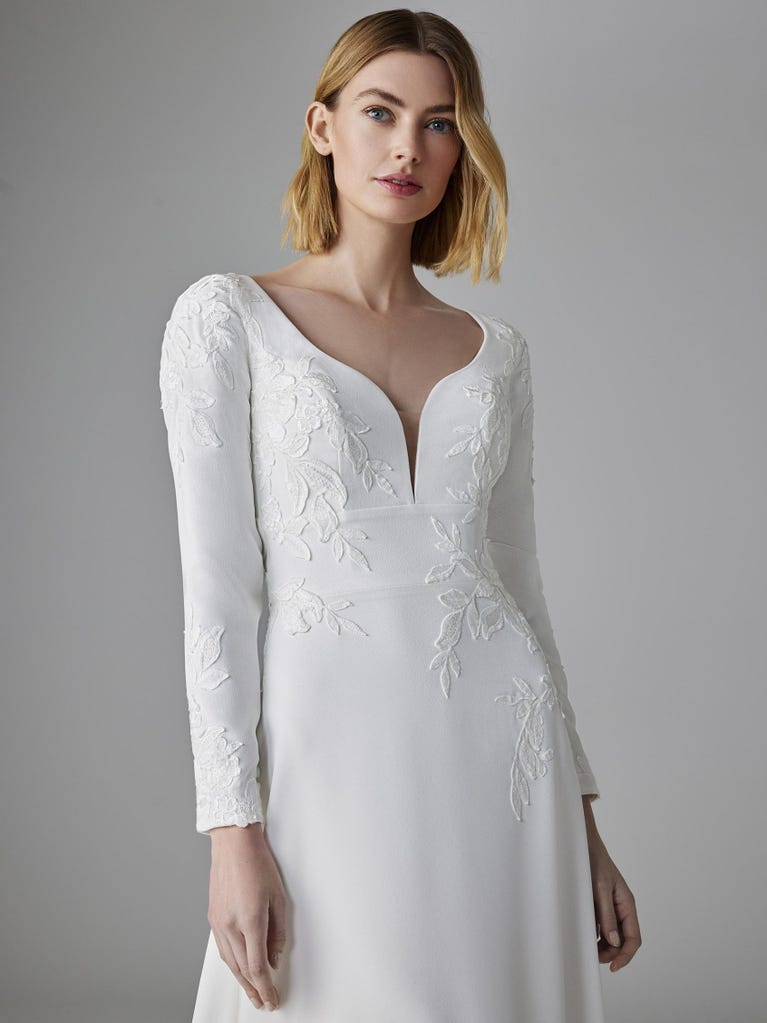 Pronovias MELUSINE | Vestido De Novia Corte En A Con Escote Corazón | Pronovias