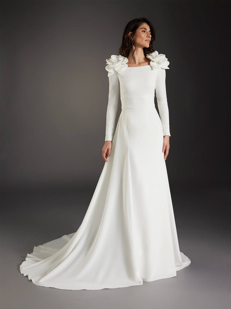 pronovias MIES | Vestido de novia corte en a con escote barco | Pronovias