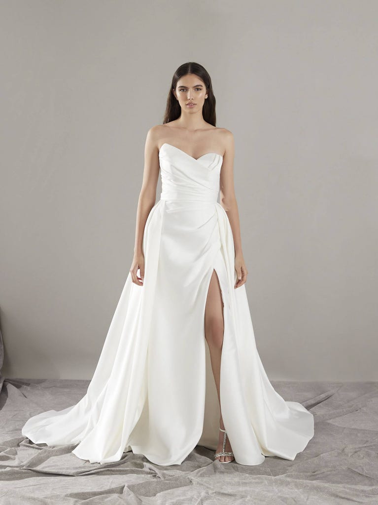 Pronovias ONARY | Vestido De Novia Corte en a | Pronovias