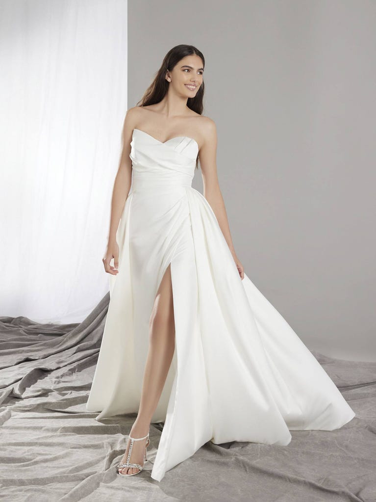 pronovias ONARY | Vestido de novia corte en a | Pronovias
