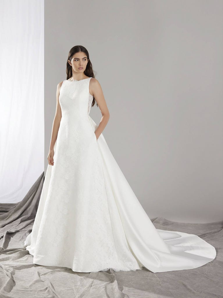 pronovias ORIGIN | Vestido de novia corte en a | Pronovias