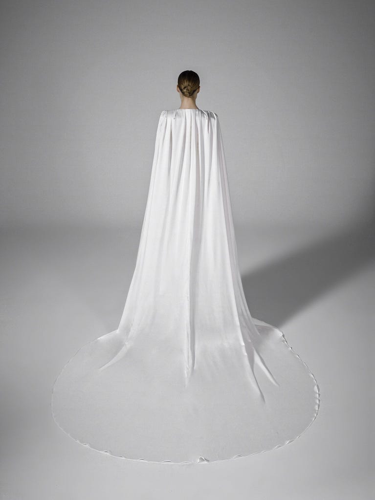 Pronovias CAPE-LA31