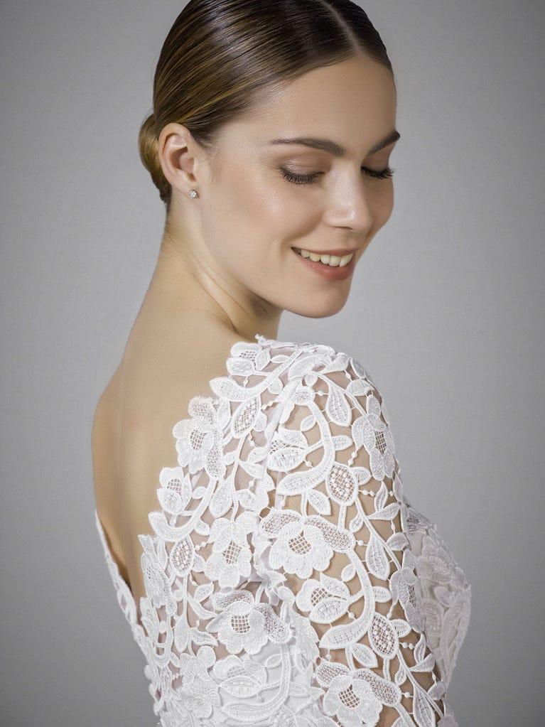 Pronovias JACK-LA18