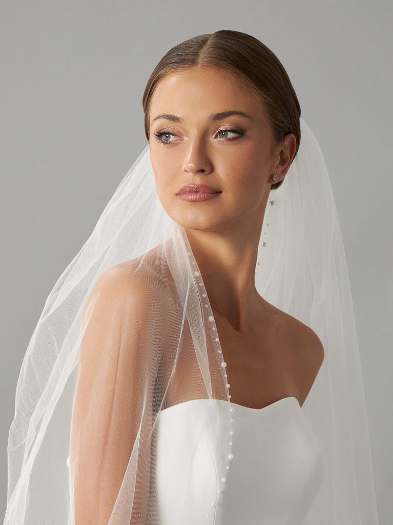 pronovias V-2117