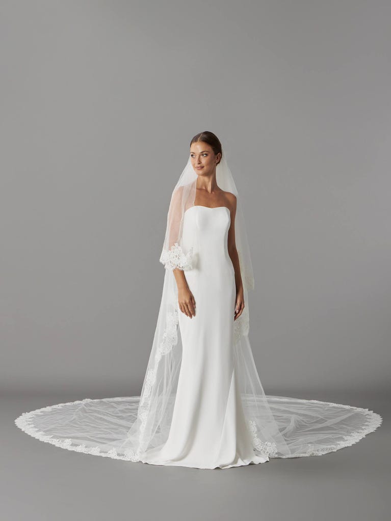Pronovias V-2217