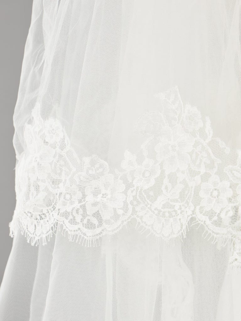 Pronovias V-2217