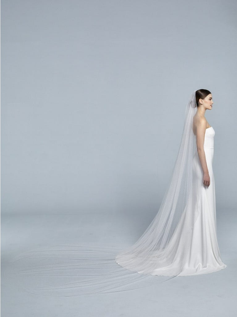 Pronovias V-LA17