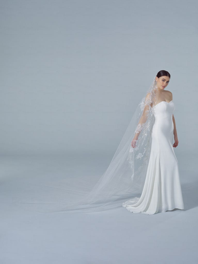 Pronovias V-LA23
