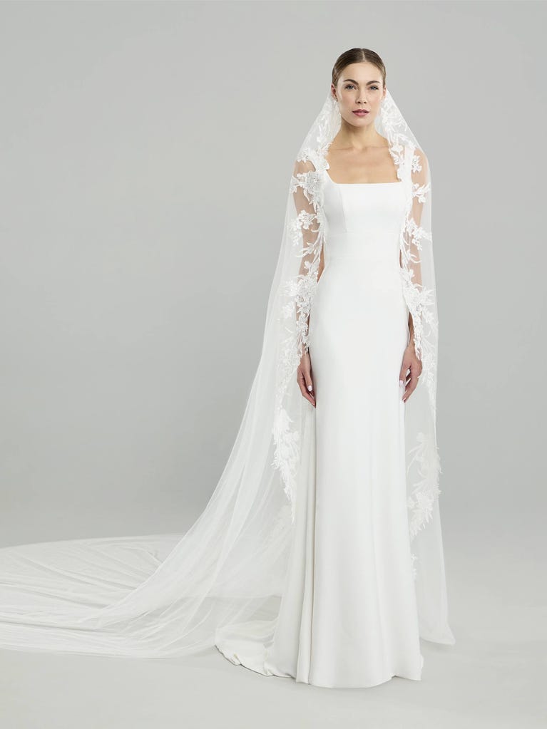 pronovias V-LA44