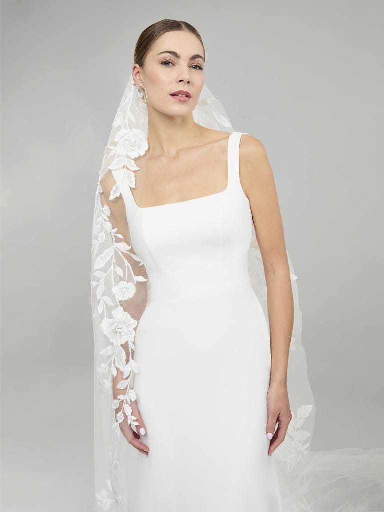Pronovias V-LA46