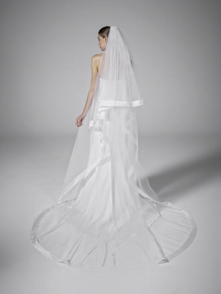 Pronovias V-LA58