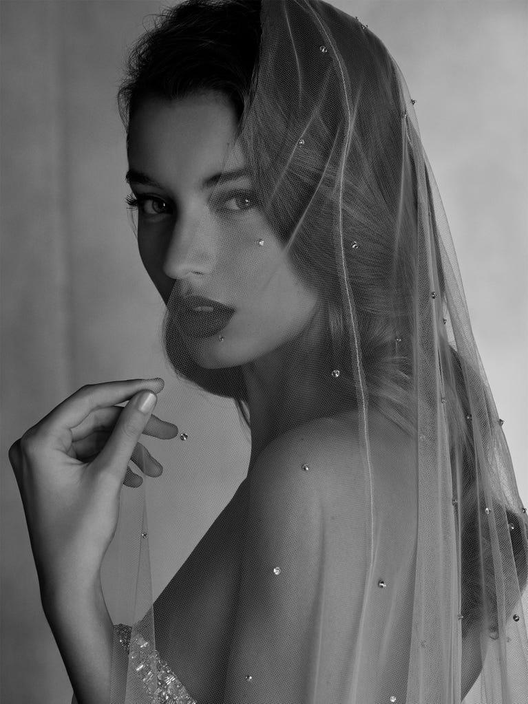 Pronovias VEIL RISING