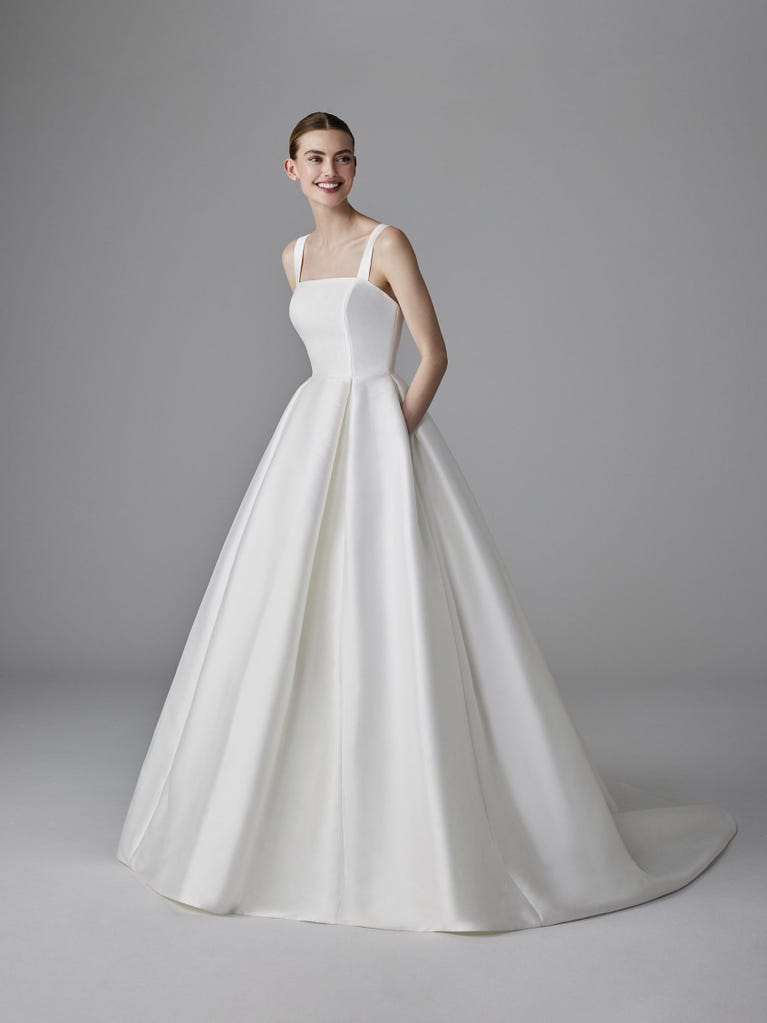 pronovias ROSAMUND | Vestido de novia princesa con escote cuadrado | Pronovias
