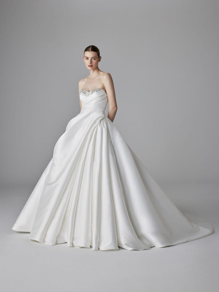 pronovias SOLENE | Vestido de novia princesa con escote corazón | Pronovias