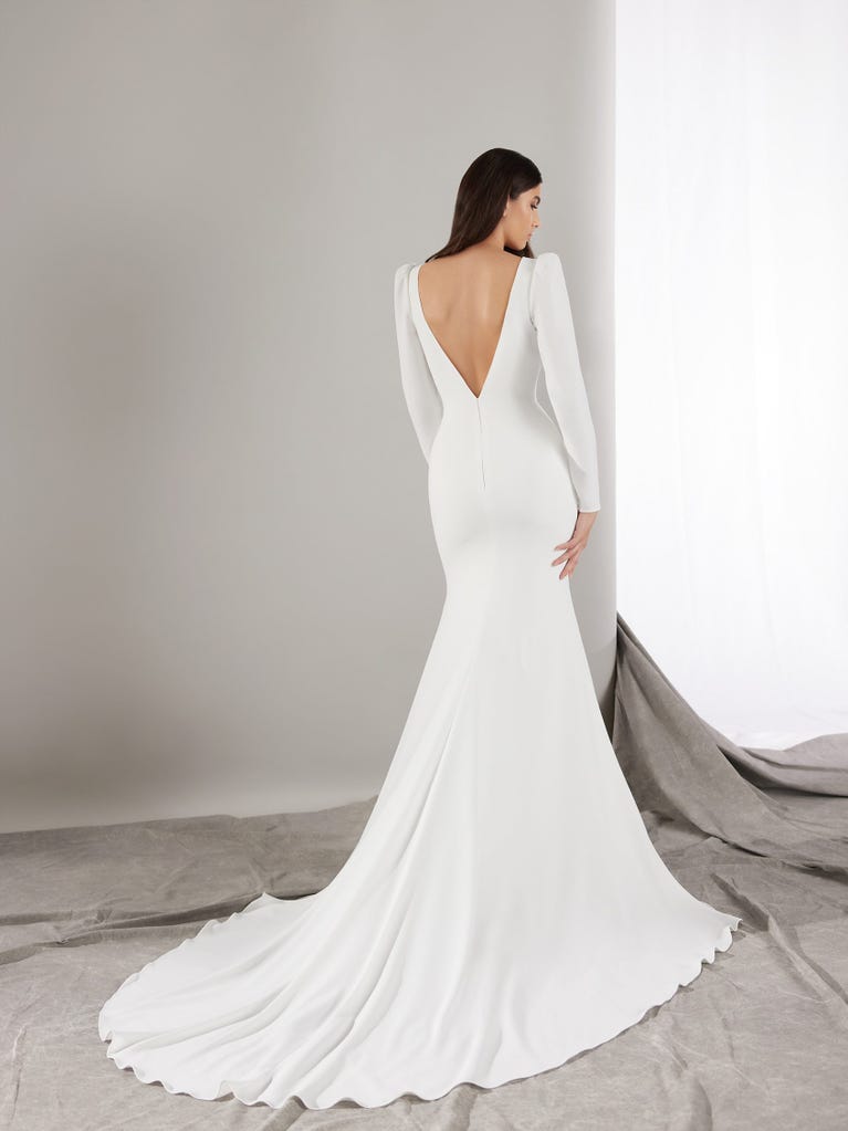Pronovias SOULEYE | Vestido De Novia Sirena Con Escote Barco | Pronovias