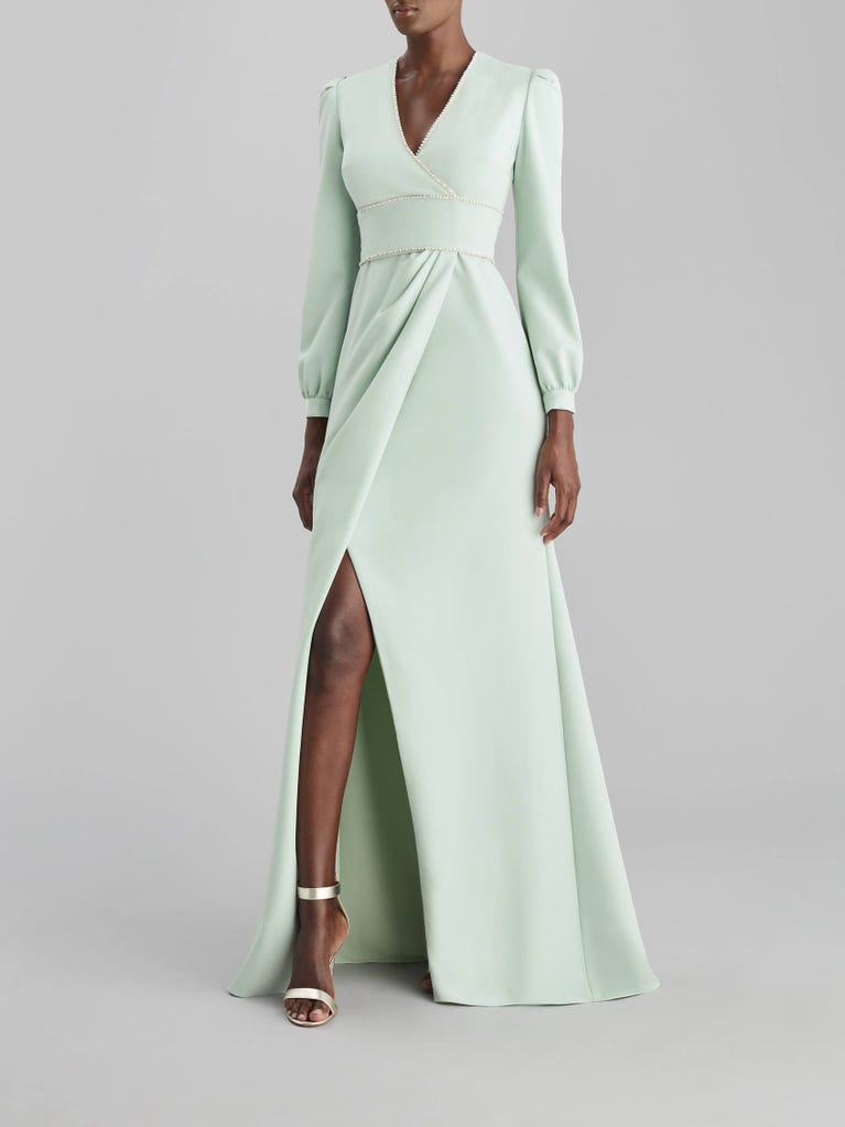 pronovias SPARKLE 2332 | Vestido de fiesta corte en a con escote de pico | The Party Edit by Pronovias