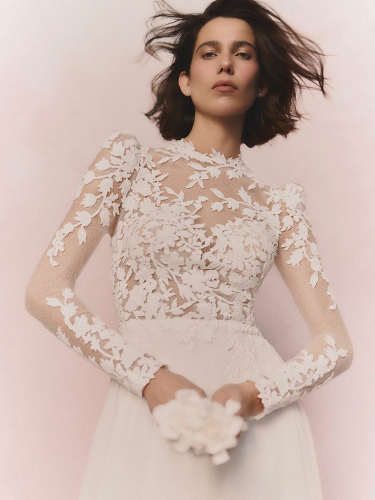 Pronovias TERESINE | Vestido De Novia Corte En A Con Escote Cisne | Pronovias