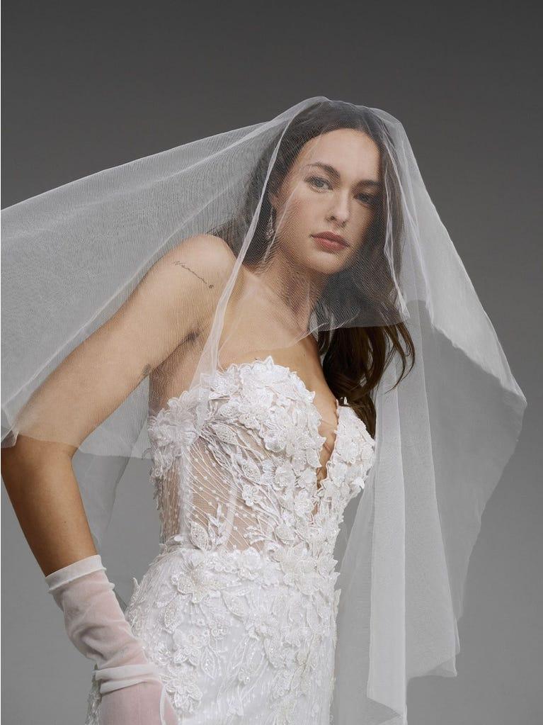 Pronovias Vestido De Novia Corte Sirena Y Escote Corazón | Pronovias