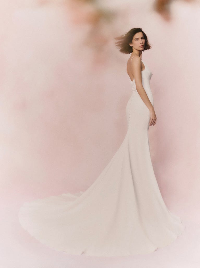 pronovias Vestido de novia drapeado de corte sirena | Pronovias