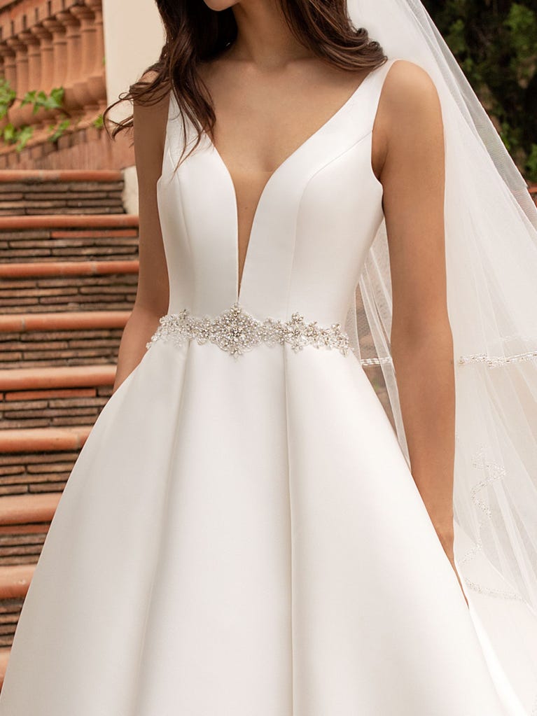 Pronovias Vestido De Novia Sin Mangas Corte Princesa En Mikado | Pronovias