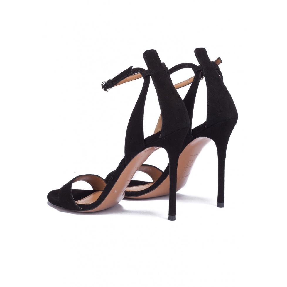 Pura López Sandalias Negras De Tacón Alto En Ante