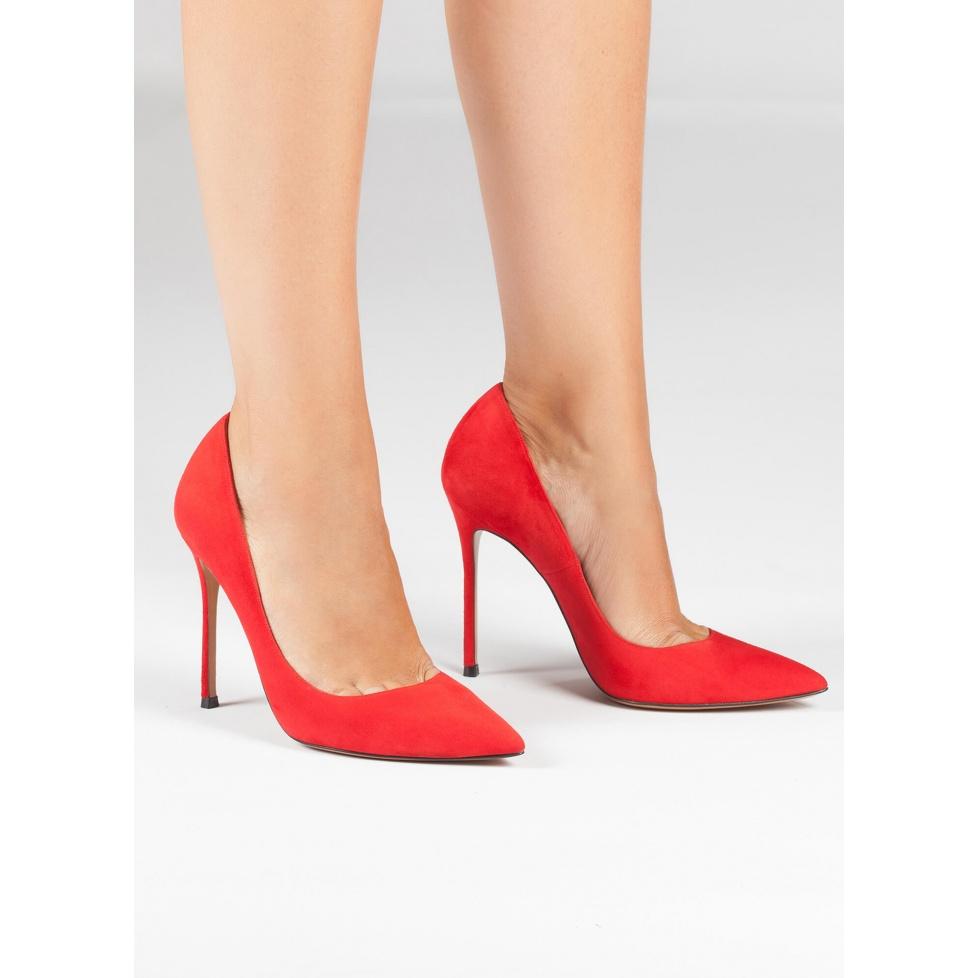 Pura López Stilettos Realizados En Ante Rojo
