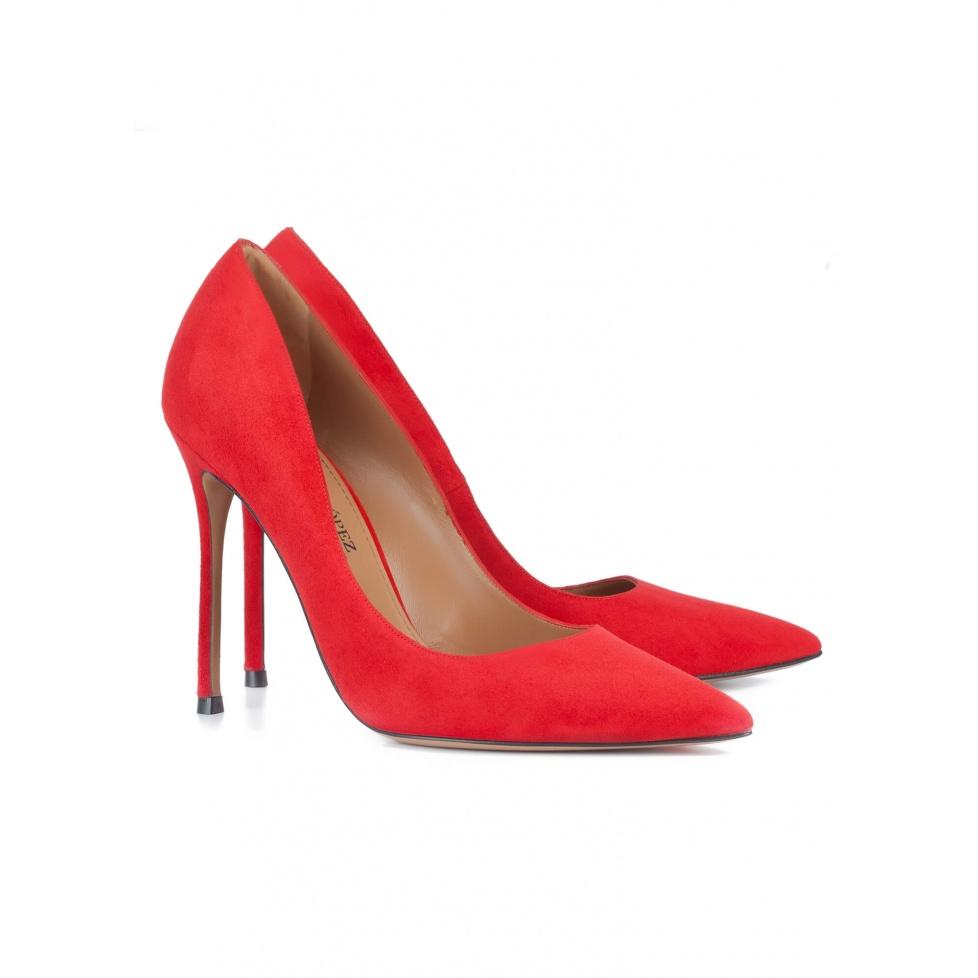 Pura López Stilettos Realizados En Ante Rojo