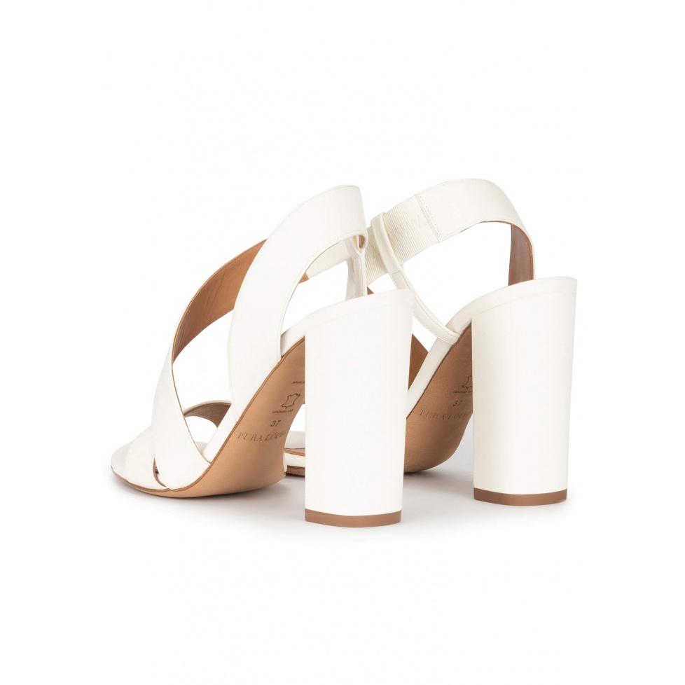 Pura López Sandalias De Tiras Con Tacón Alto Ancho En Piel Color Blanco Roto
