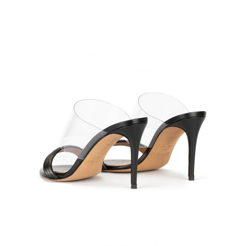 Pura López Sandalias Negras De Tacón Alto Fino En Piel Y Vinilo