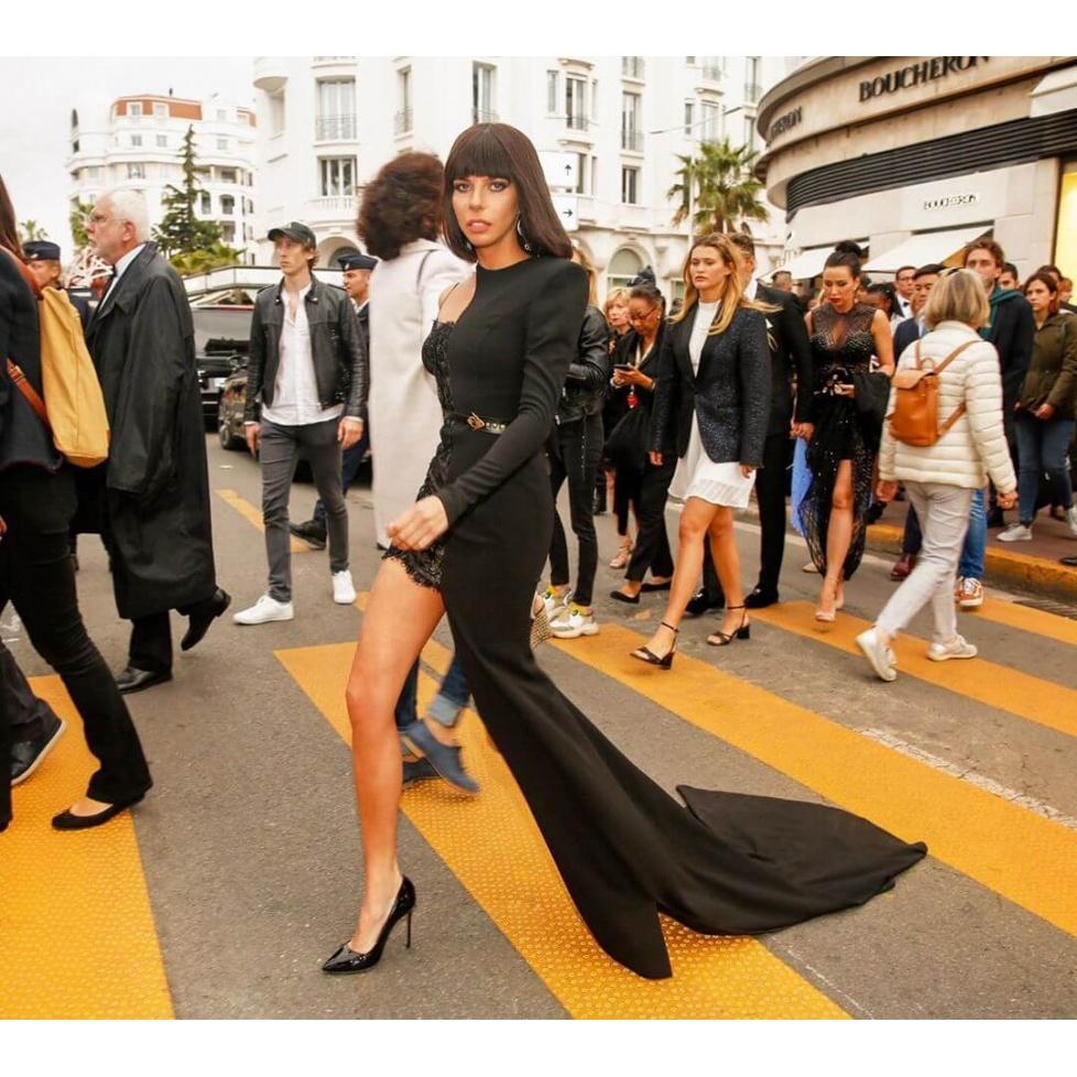 Pura López Zapatos De Salón Con Tacón Alto En Charol Negro