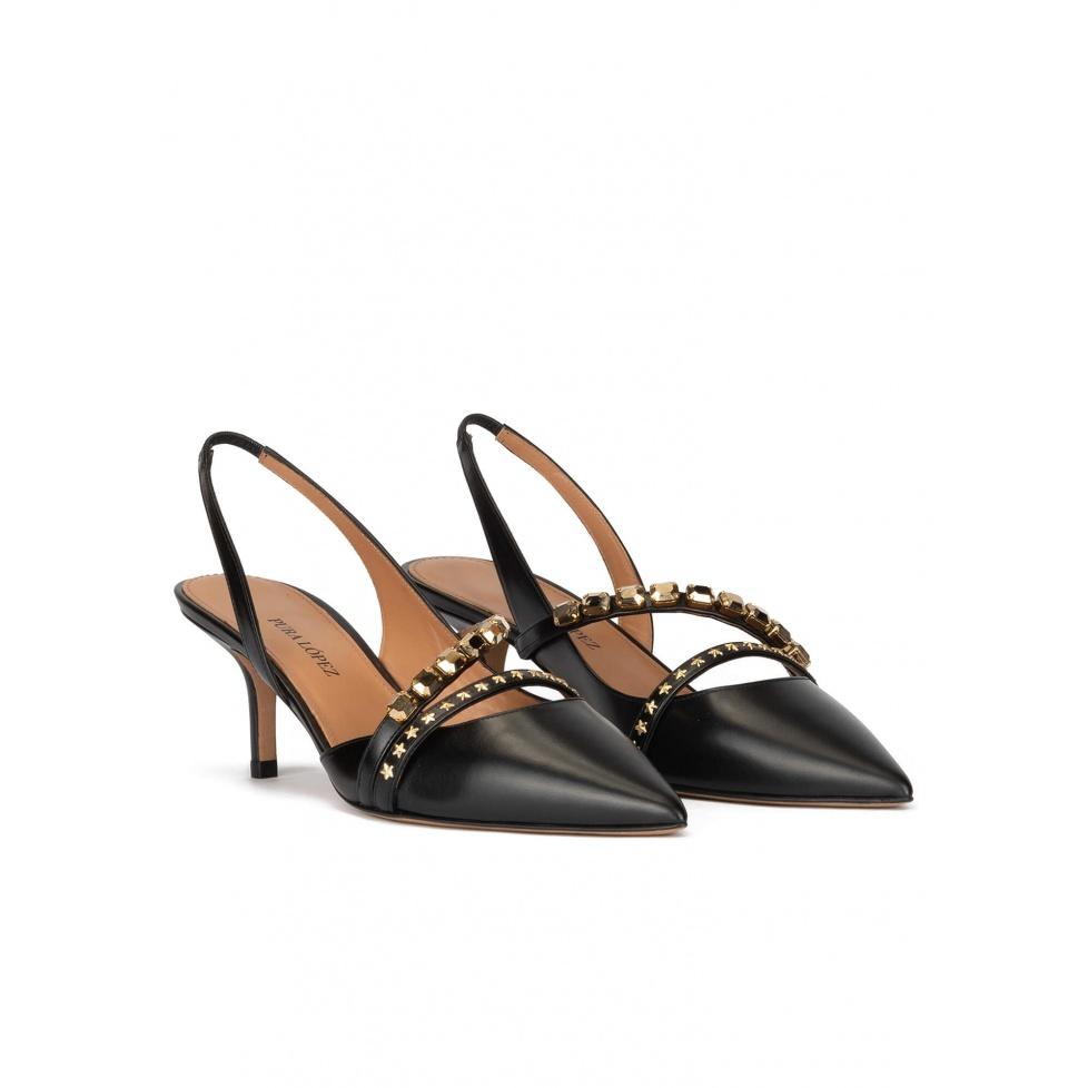 Pura López Zapatos Negros De Piel Con Tacón Medio Y Punta Fina