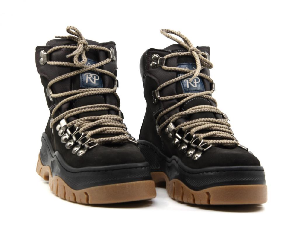 Raquel Perez ARANZAZU