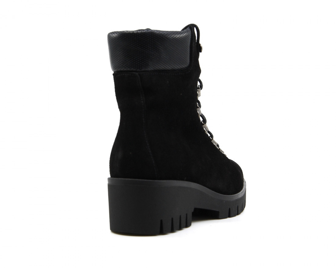 Raquel Perez AYODHYA