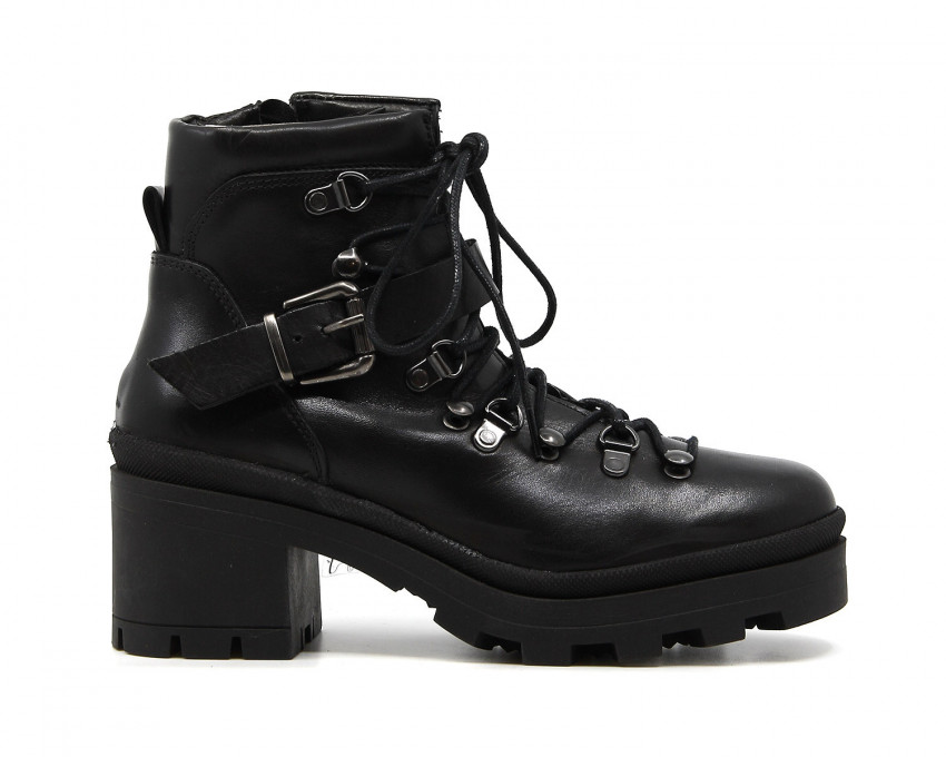 raquel perez BOHEMIA