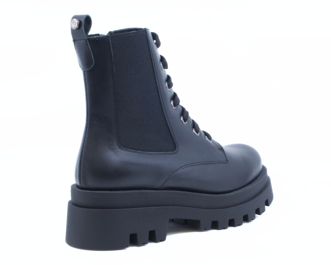 Raquel Perez Bota Doha 23 Negro Mujer