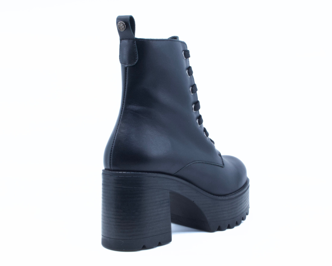 Raquel Perez Bota Johannesburgo Negro Mujer