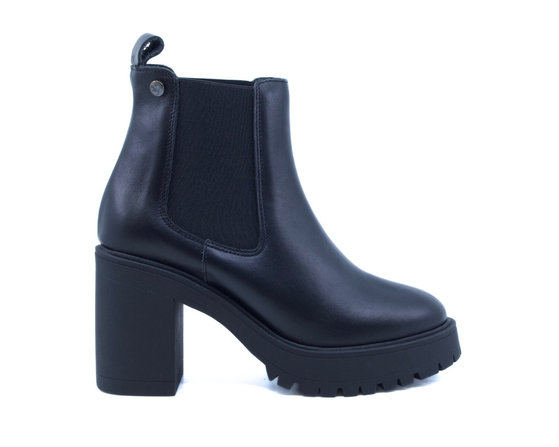 Raquel Perez Botín Larissa 23 Negro Mujer