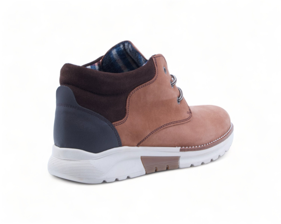 Raquel Perez Botín Nordic Marrón Hombre