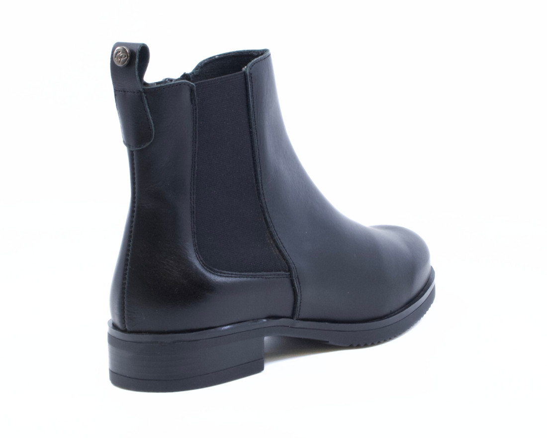 Raquel Perez Botín Oporto 23 Negro Mujer