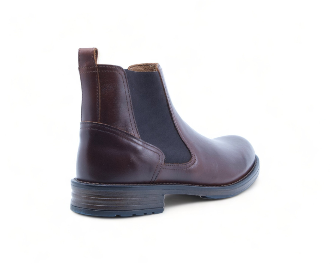 Raquel Perez Botín Travis Marrón Hombre