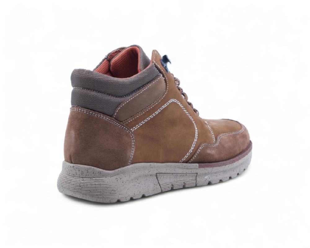 Raquel Perez Botín Yukon Marrón Hombre