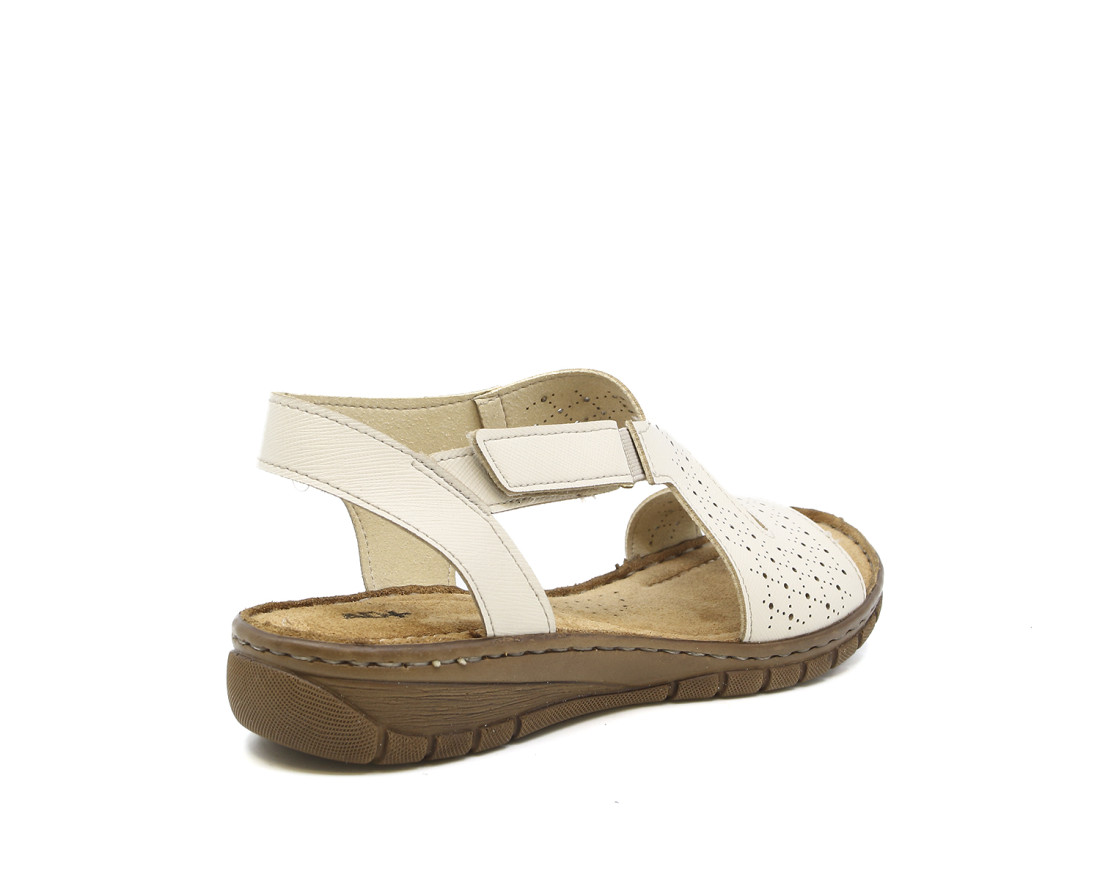 Raquel Perez BUDAPEST